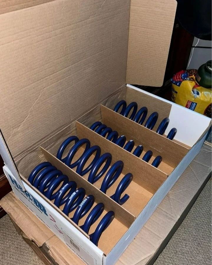 H&R lowering springs for Dodge cars - Image 2